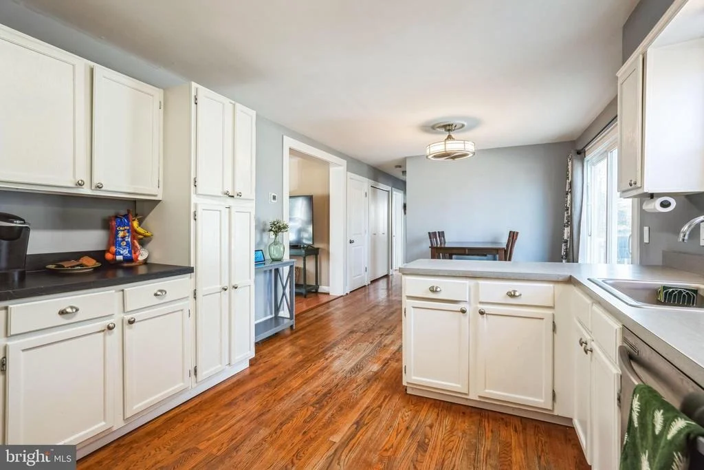 Photo of 2709 COX NECK ROAD