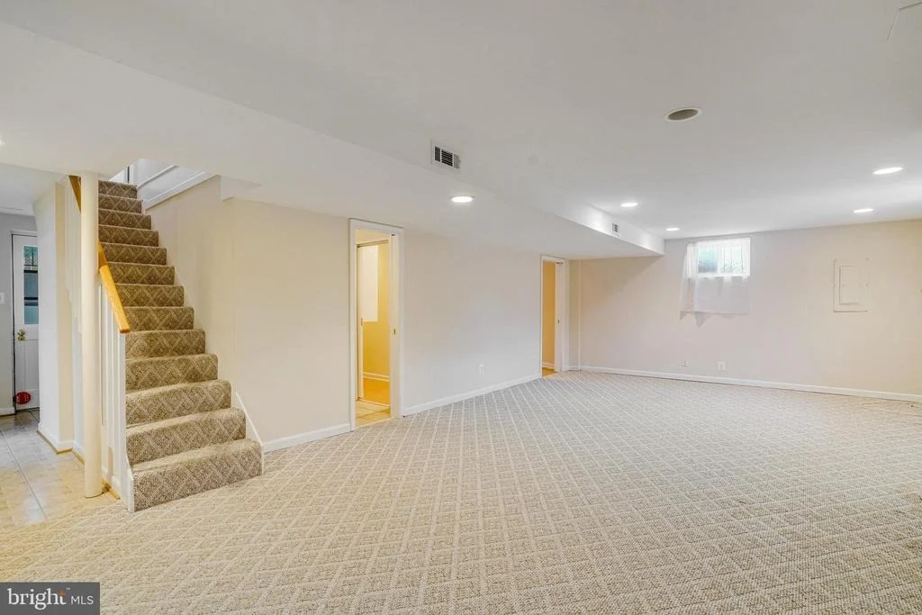 Photo of 6576 WILLIAMSBURG BOULEVARD