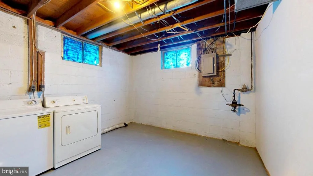 Photo of 1404 PINE GROVE ROAD