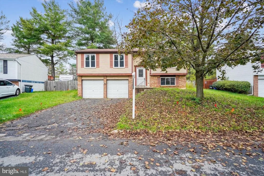 Photo of 19013 PERRONE DRIVE
