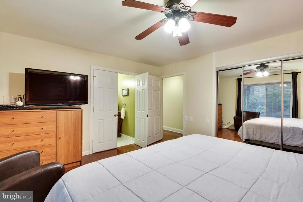 Photo of 14904 HYDRUS ROAD
