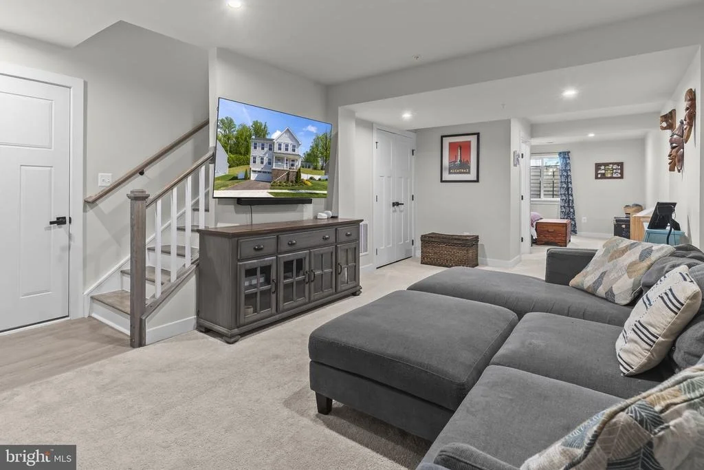 Photo of 2944 HERITAGE DRIVE