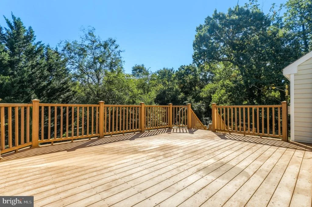 Photo of 6152 MONTGOMERY ROAD