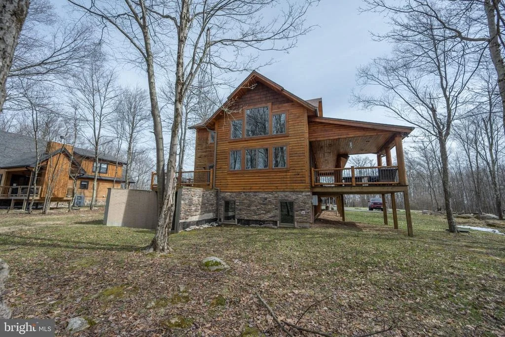 Photo of 276 SUNDANCE WAY