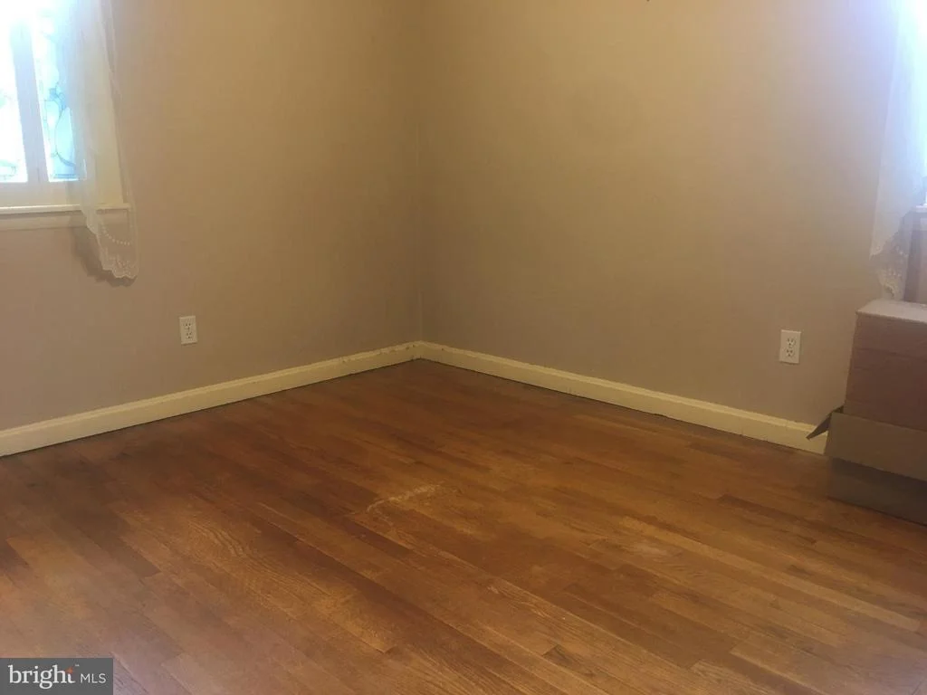 Photo of 3302 MOLINE ROAD