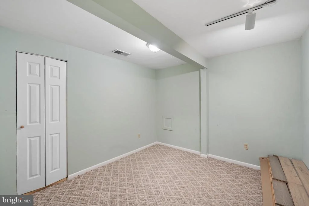 Photo of 14404 BASINGSTOKE LANE