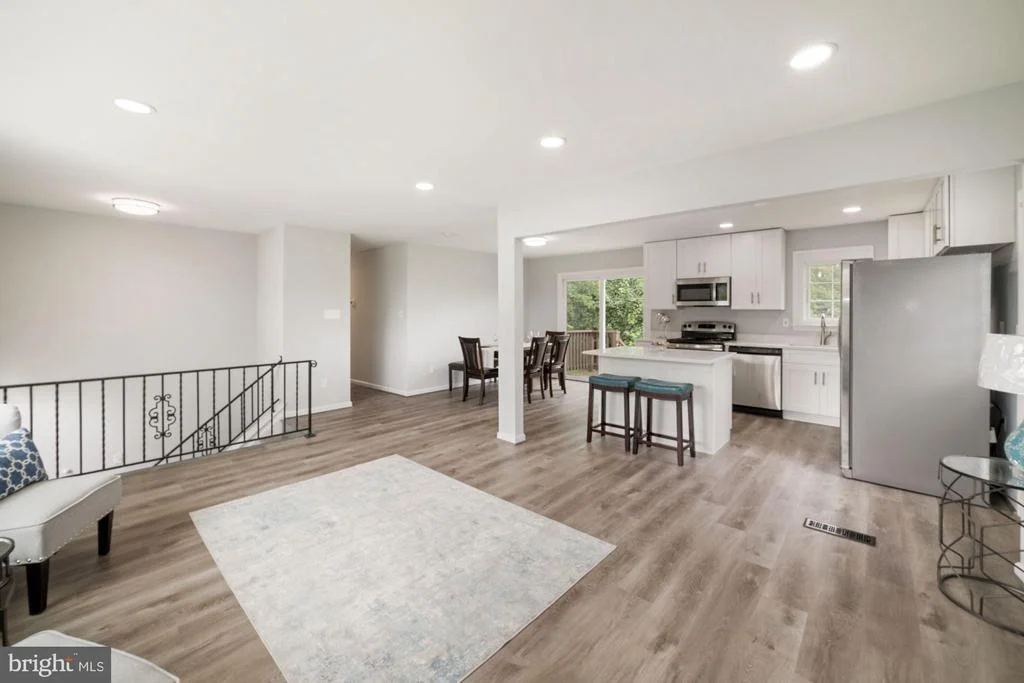 Photo of 7308 WALKER MILL ROAD