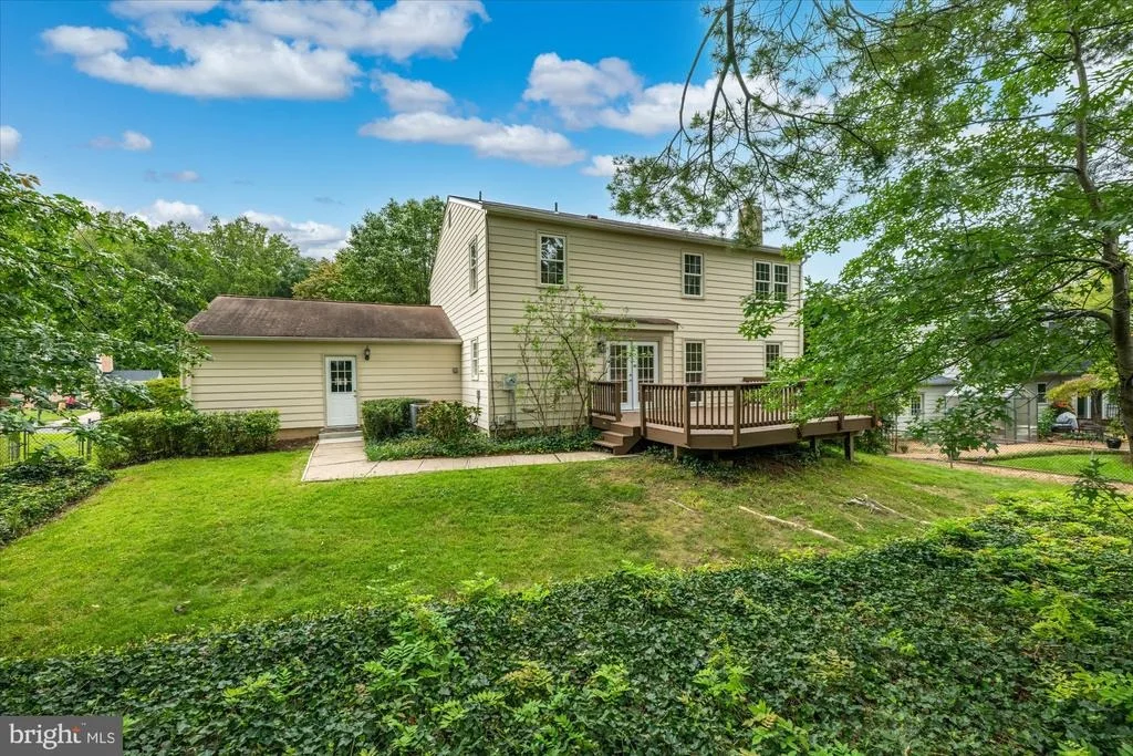 Photo of 8617 ETTA DRIVE