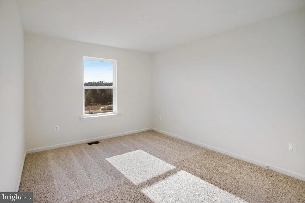 Photo of 620 CLOVER LANE