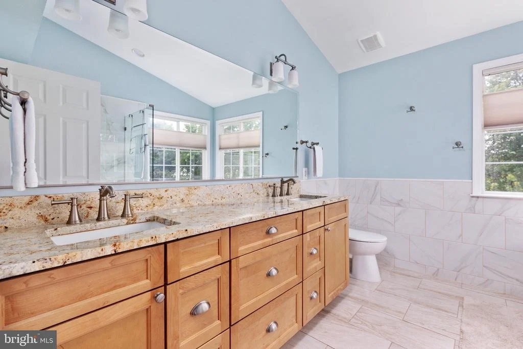 Photo of 922 WAYNE DRIVE
