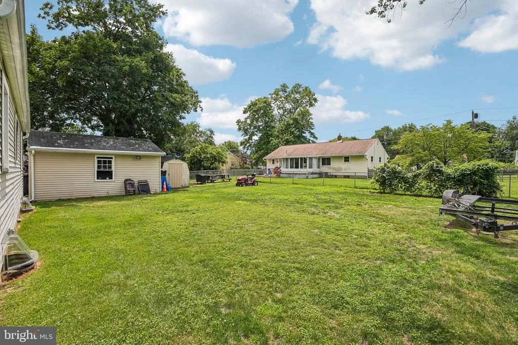 Photo of 150 HAWTHORNE DRIVE
