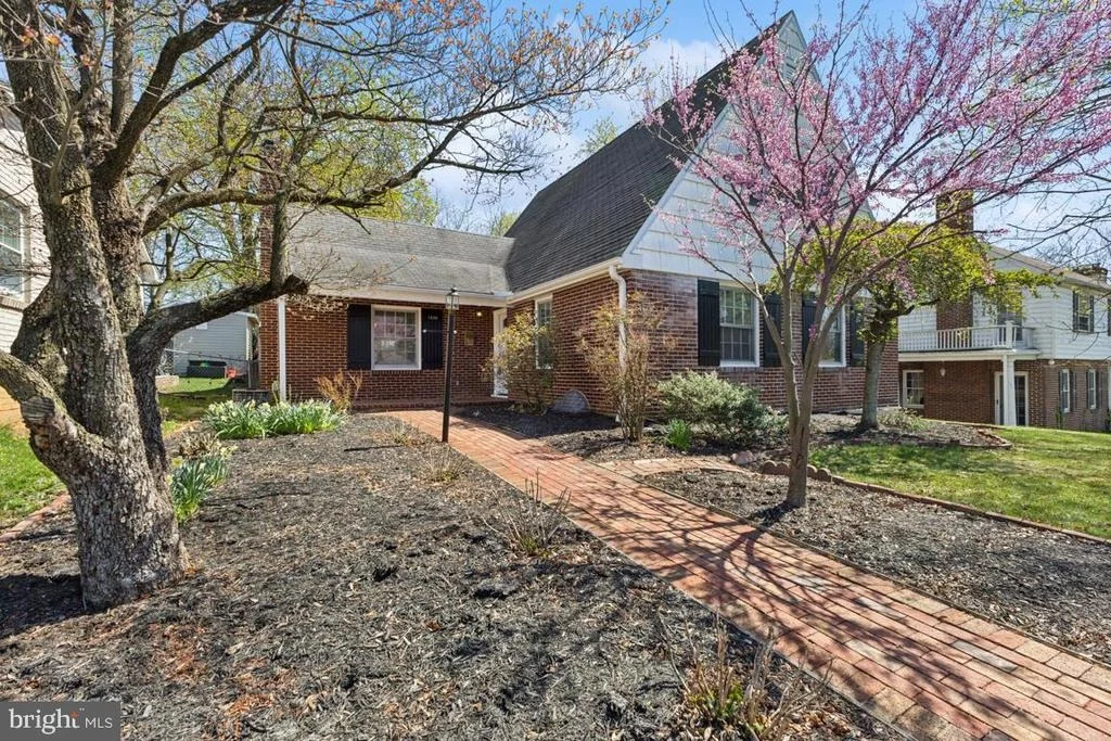 Photo of 1430 HAMILTON BOULEVARD