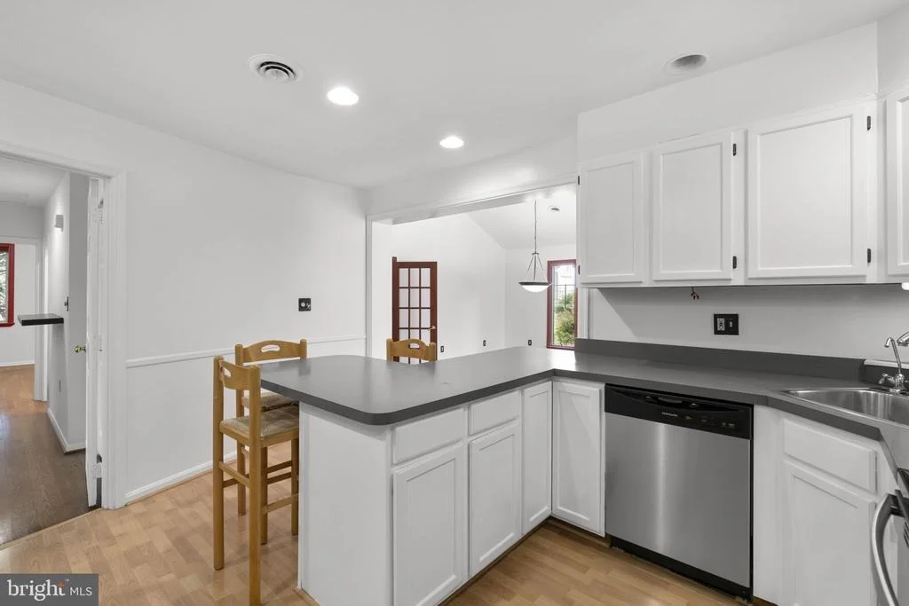 Photo of 7512 FAR HILLS DRIVE