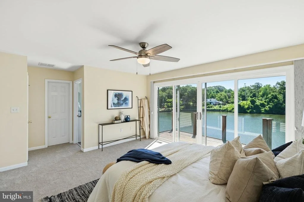 Photo of 426 RIVERSIDE DRIVE