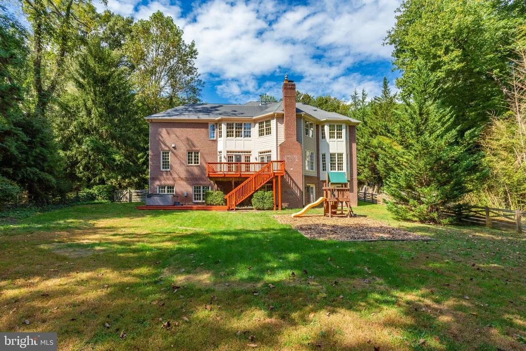 Photo of 1823 KIRBY ROAD