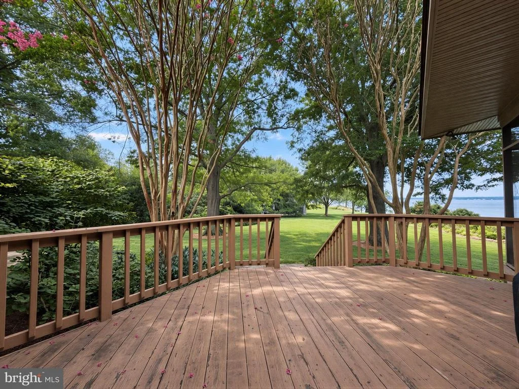 Photo of 2662 MARTHAS WAY