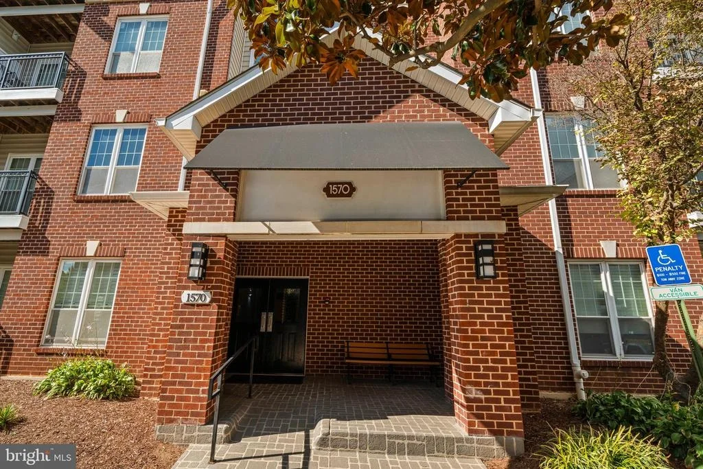 Photo of Unit 7203 at 1570 SPRING GATE DRIVE