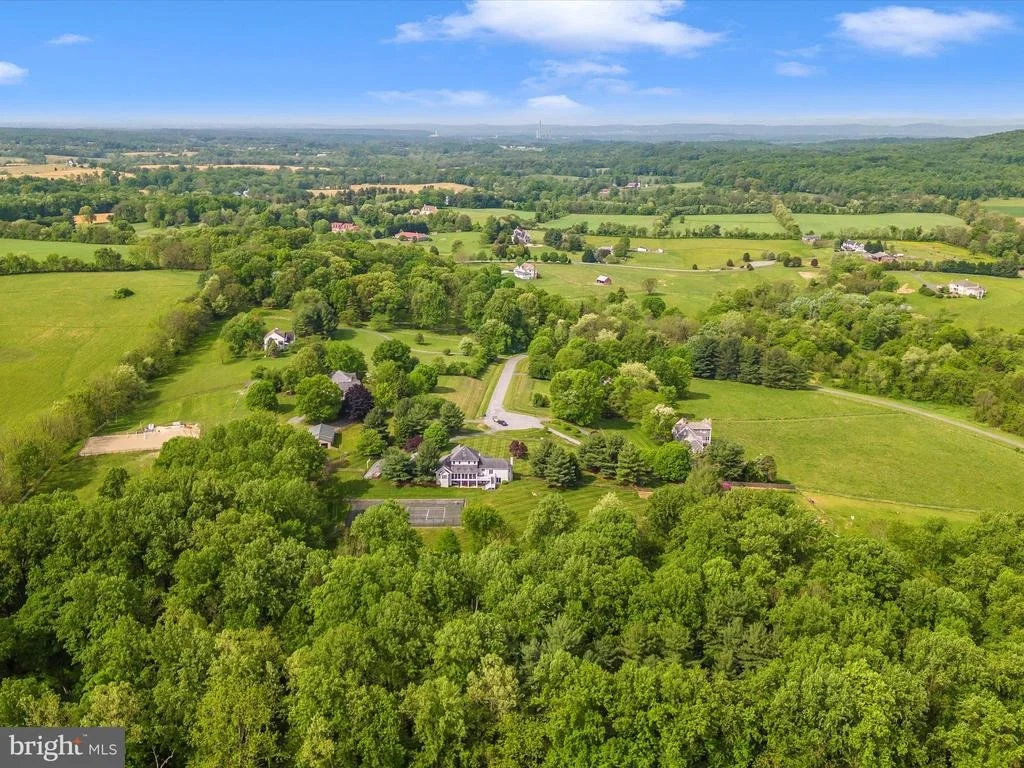 Photo of 17400 RYEFIELD COURT