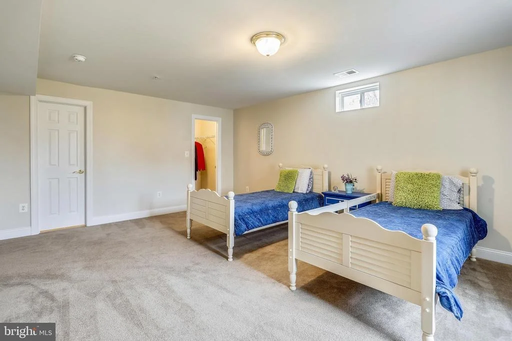 Photo of 24701 FARMVIEW LANE