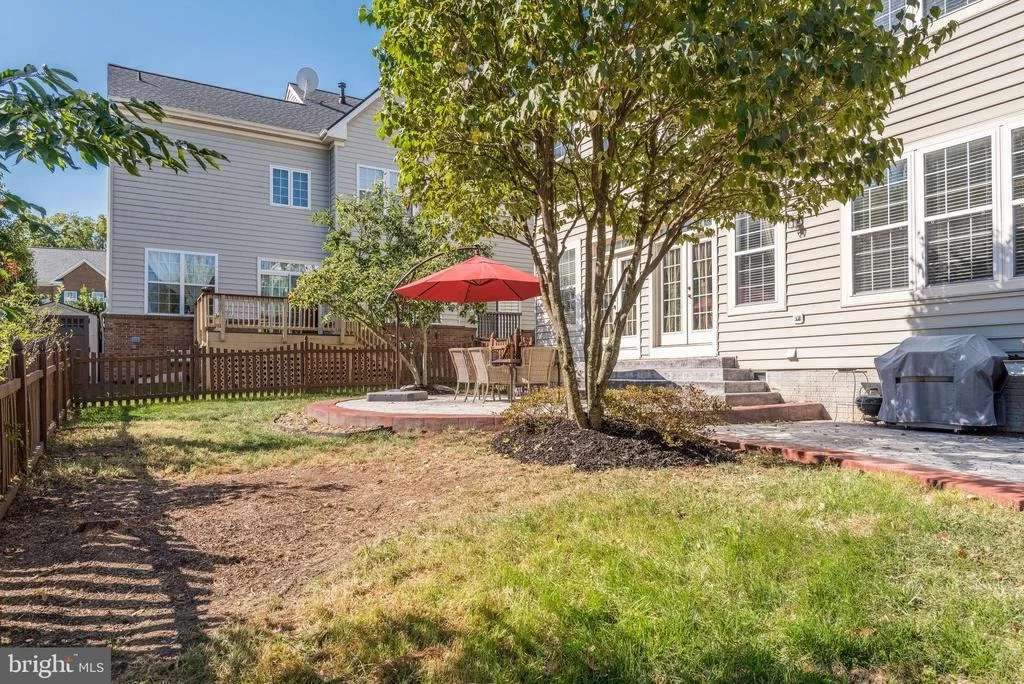 Photo of 24820 STONE PILLAR DRIVE