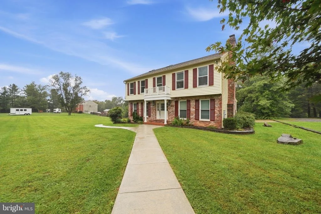 Photo of 1052 RIDGE ROAD