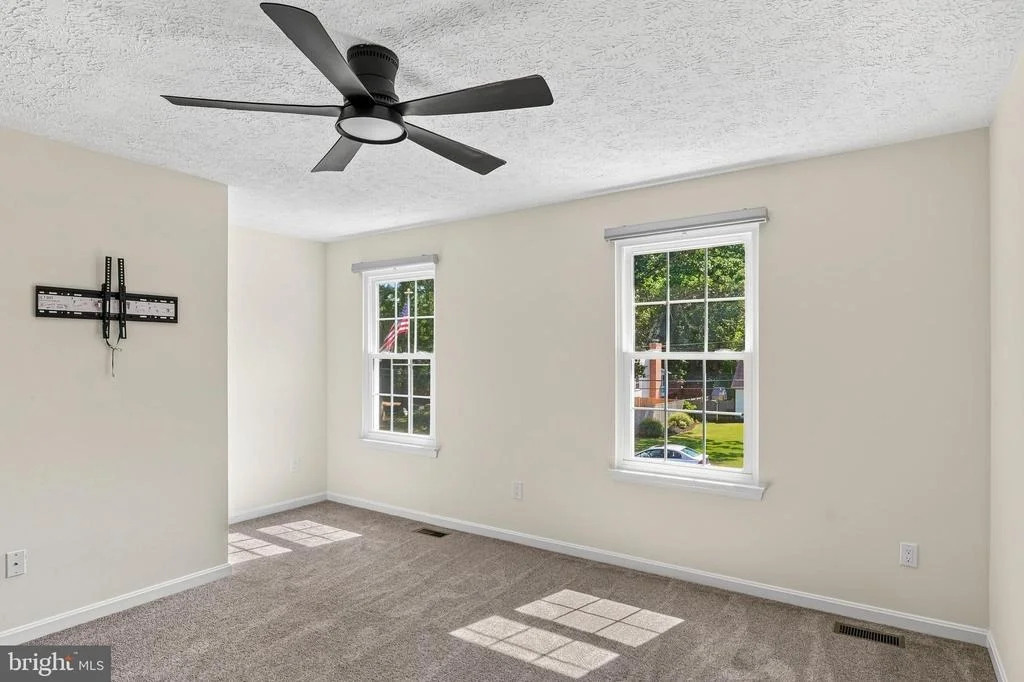 Photo of 1007 HARBOR DRIVE