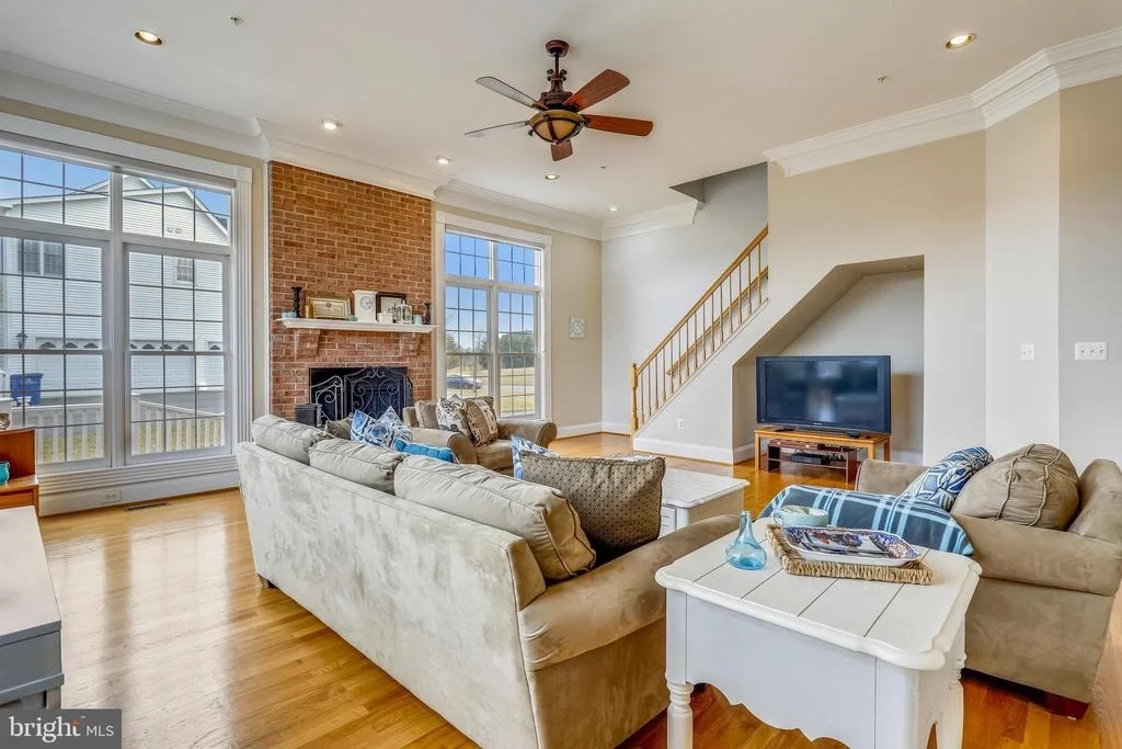 Photo of 24701 FARMVIEW LANE