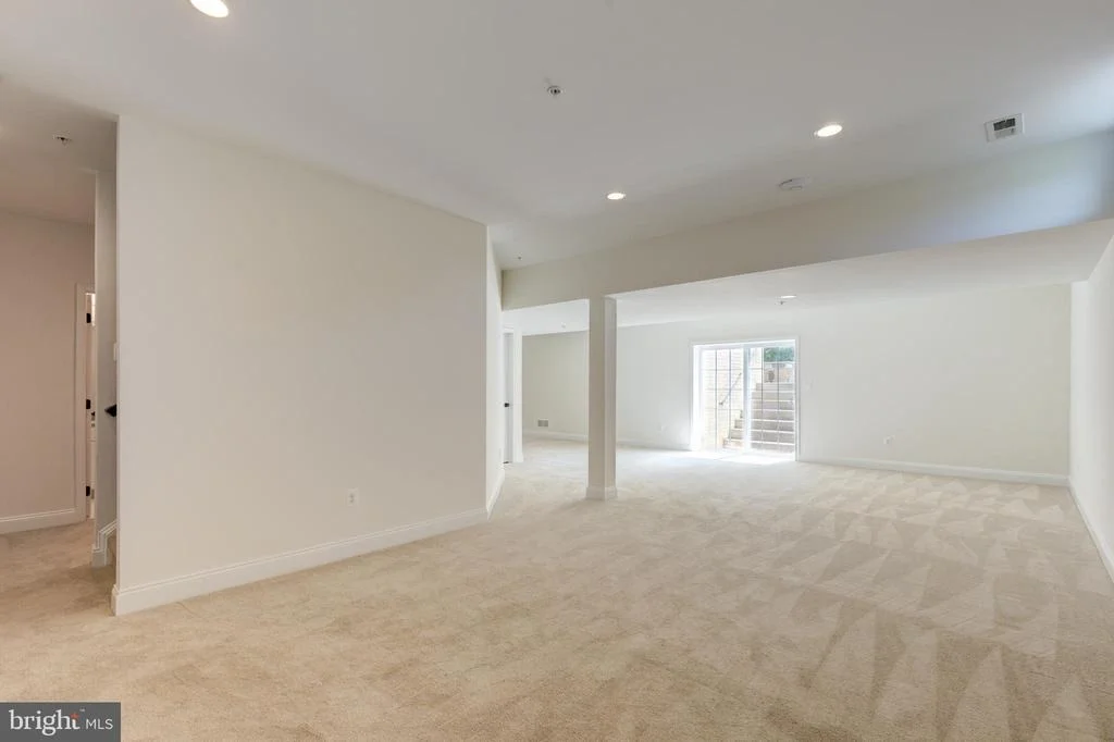 Photo of 14307 OAK MEADOW ROAD