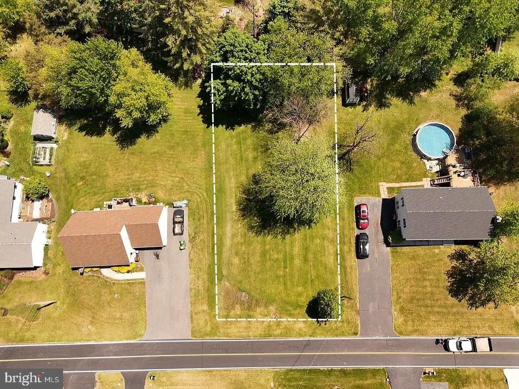 Photo of 663 CURTIS DRIVE