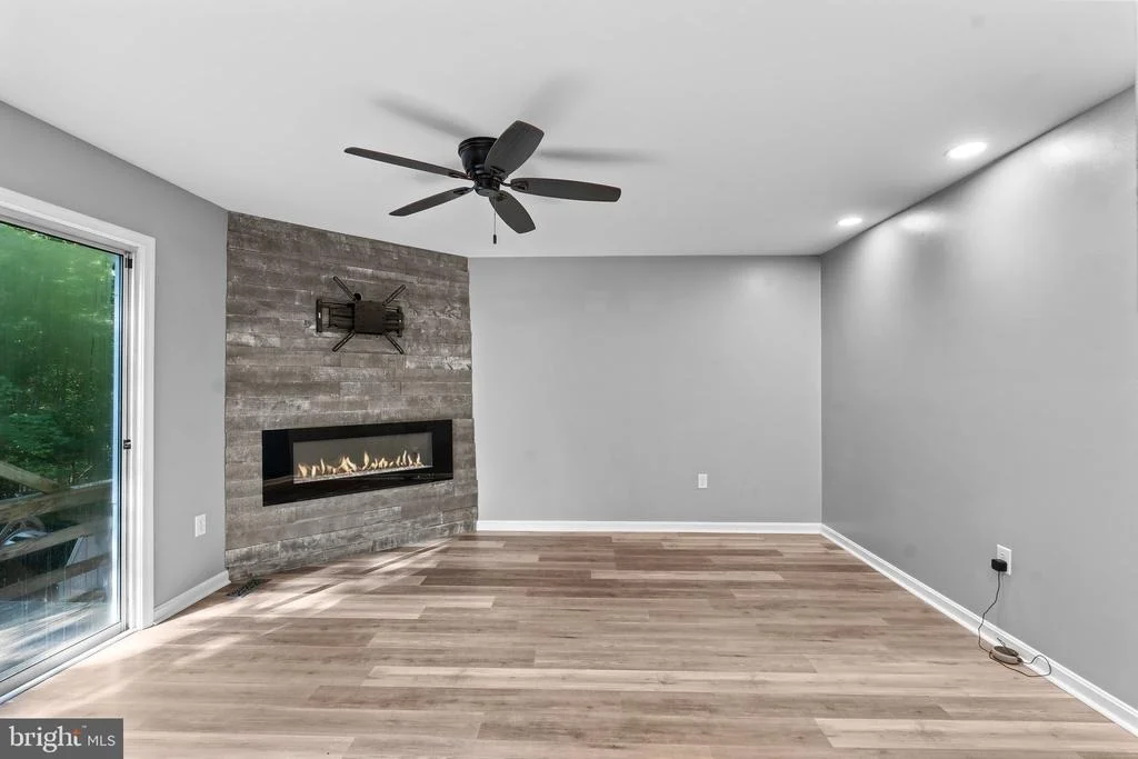 Photo of 12977 MARINERS CIRCLE