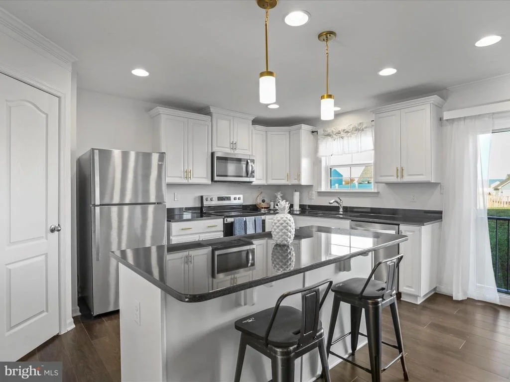 Photo of 430 EURASIAN DRIVE