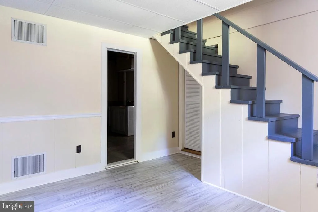 Photo of 2521 JONES ROAD