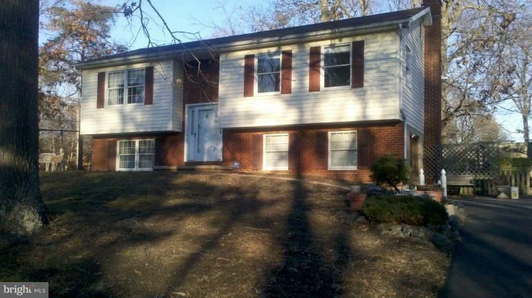 Photo of 5002 LONG BEACH ROAD
