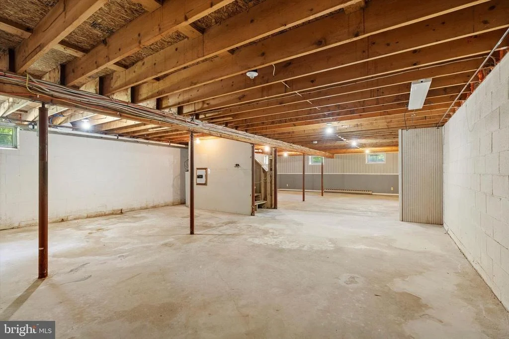 Photo of 6 ELEANOR DRIVE