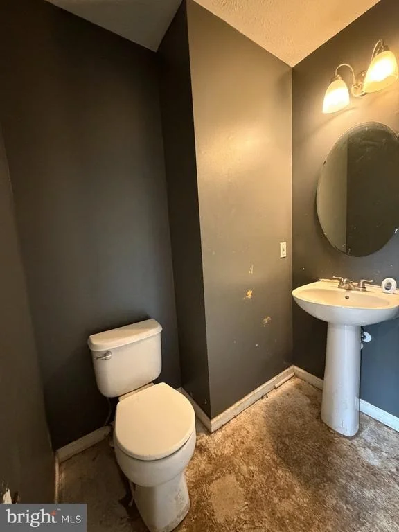 Photo of 9939 HARMONY LANE