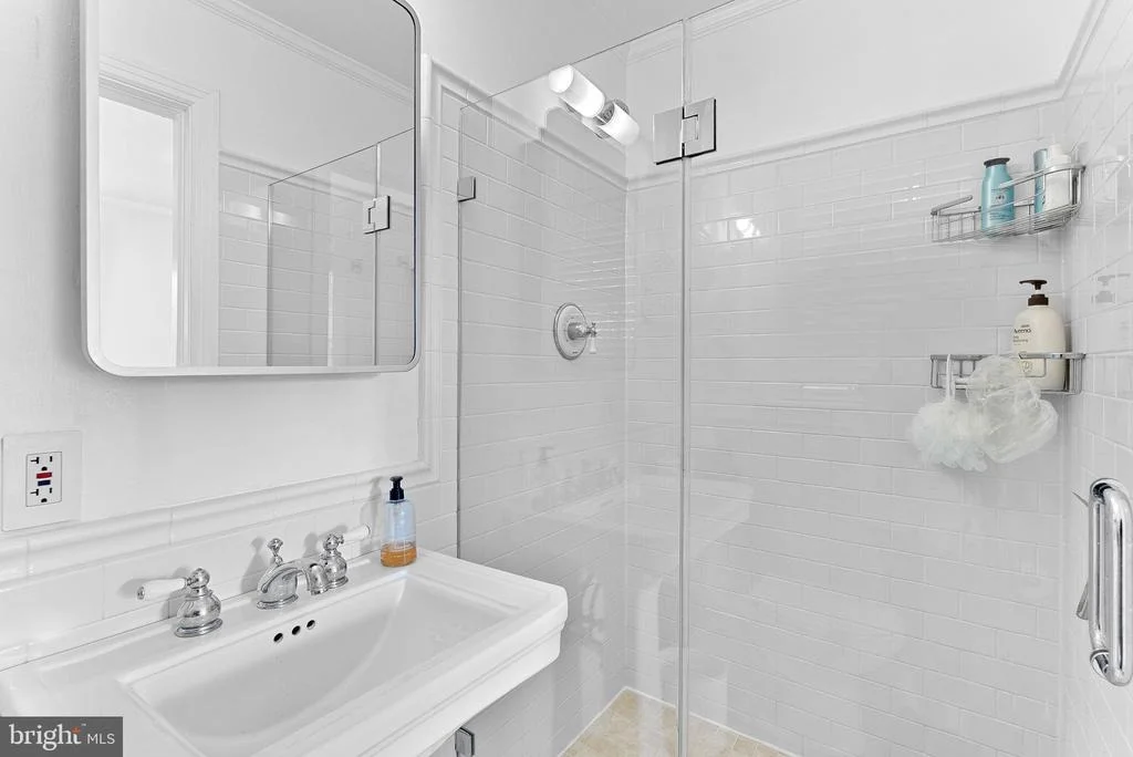 Photo of 10313 PARKMAN ROAD