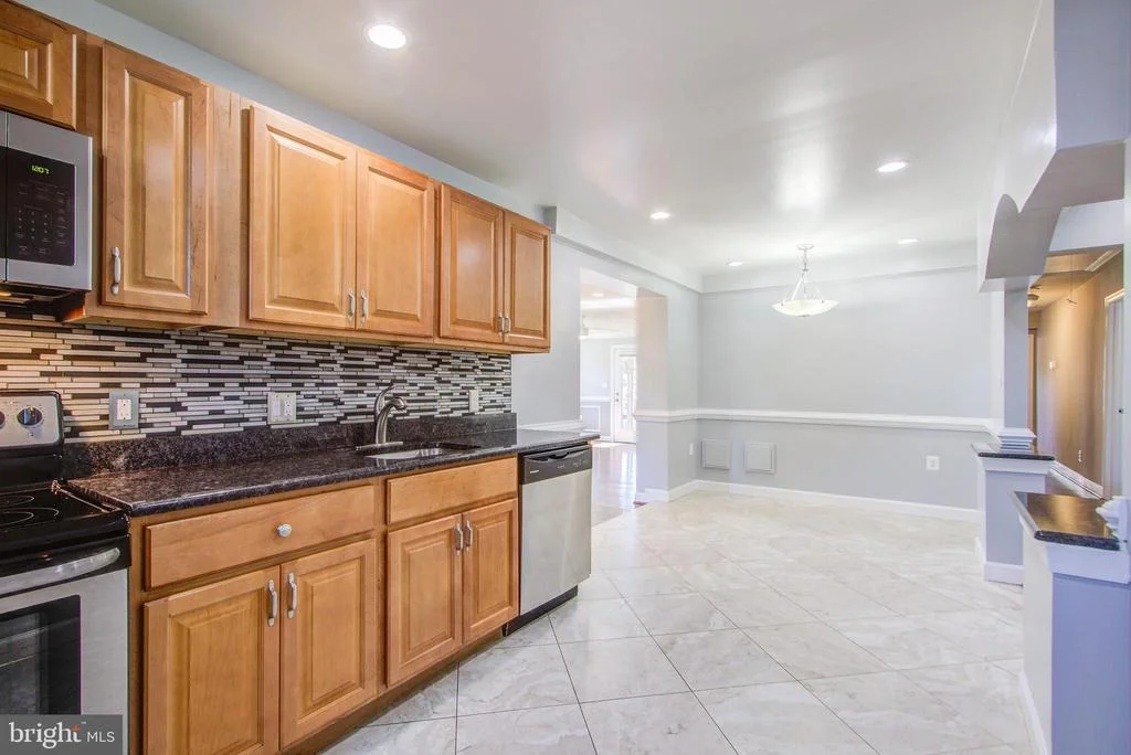 Photo of 7511 SANDY SPRING ROAD