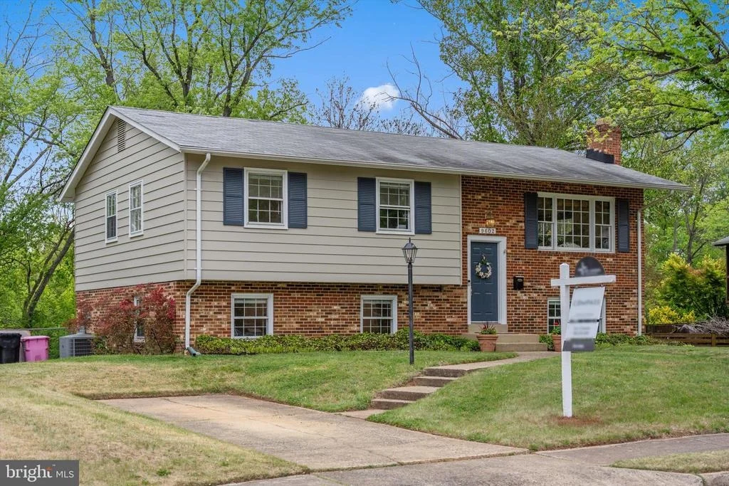 Photo of 9602 DUBLIN DRIVE