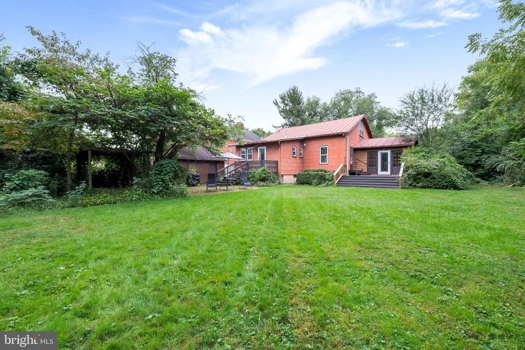 Photo of 618 WILSON PLACE