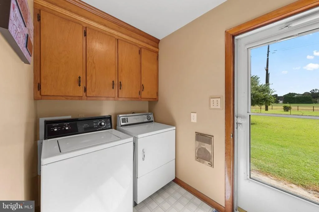 Photo of 325 CALVIN DRIVE