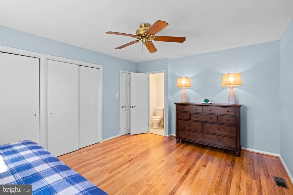 Photo of 423 NEEPIER ROAD
