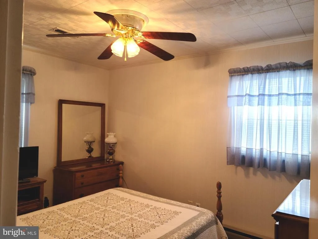 Photo of 477 CARROLLTON DRIVE