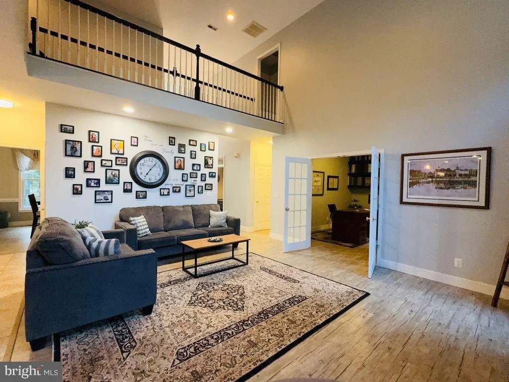 Photo of 13611 PERIMETER DRIVE