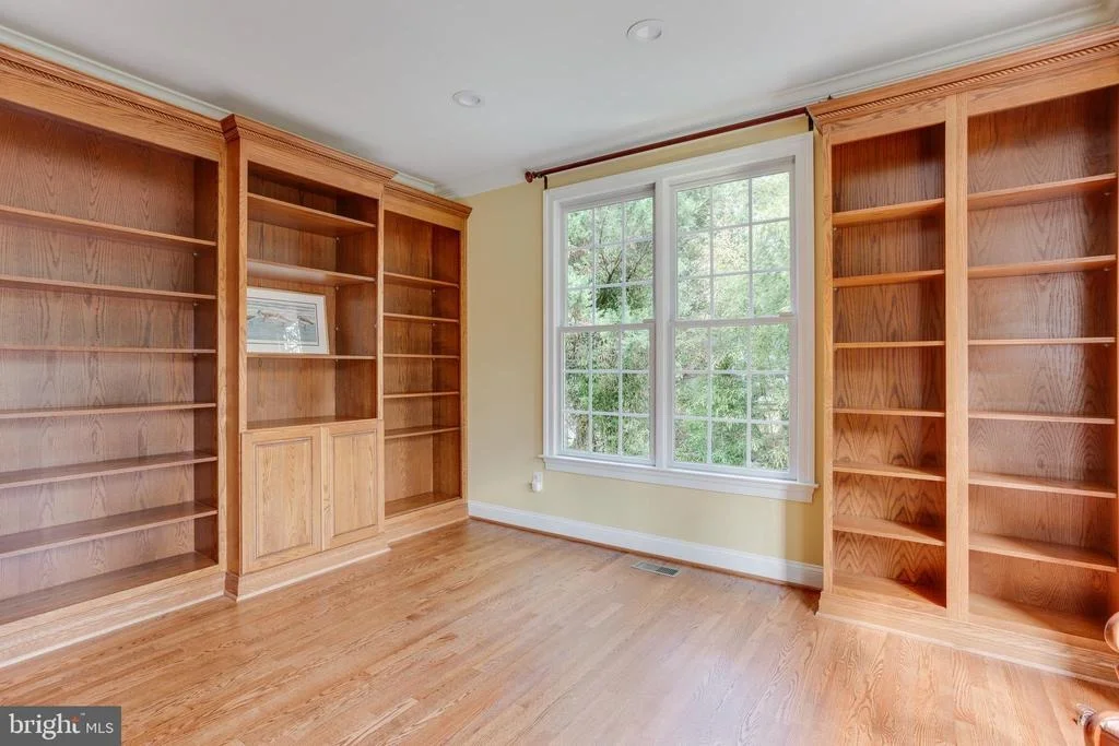 Photo of 1823 KIRBY ROAD
