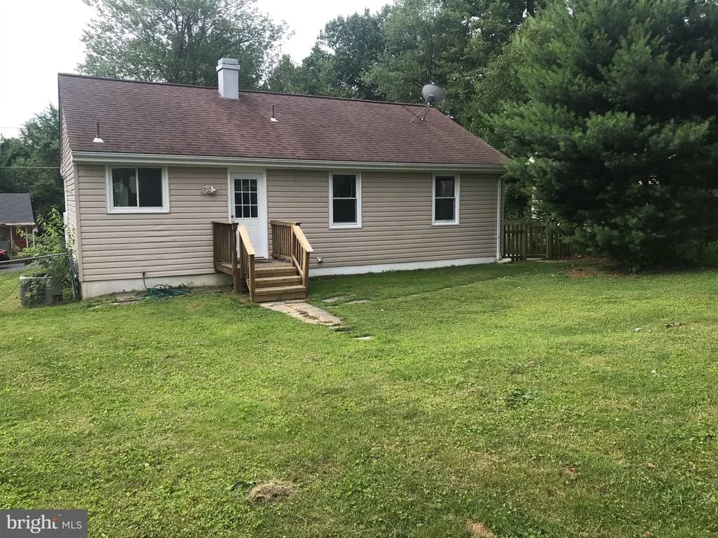 Photo of 1130 PARRISH DRIVE