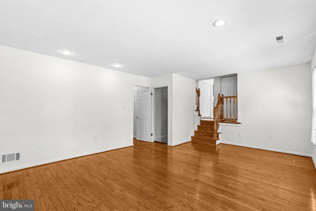 Photo of 9 DUVALL LANE