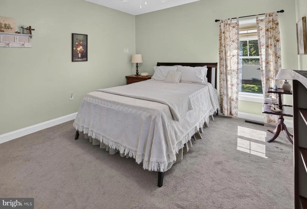 Photo of 16853 LANCASTER ROAD