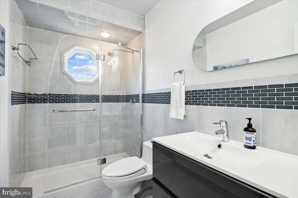 Photo of 2554 BEAR DEN ROAD