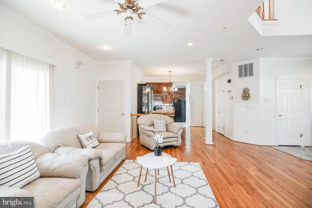 Photo of 13641 HOBART DRIVE