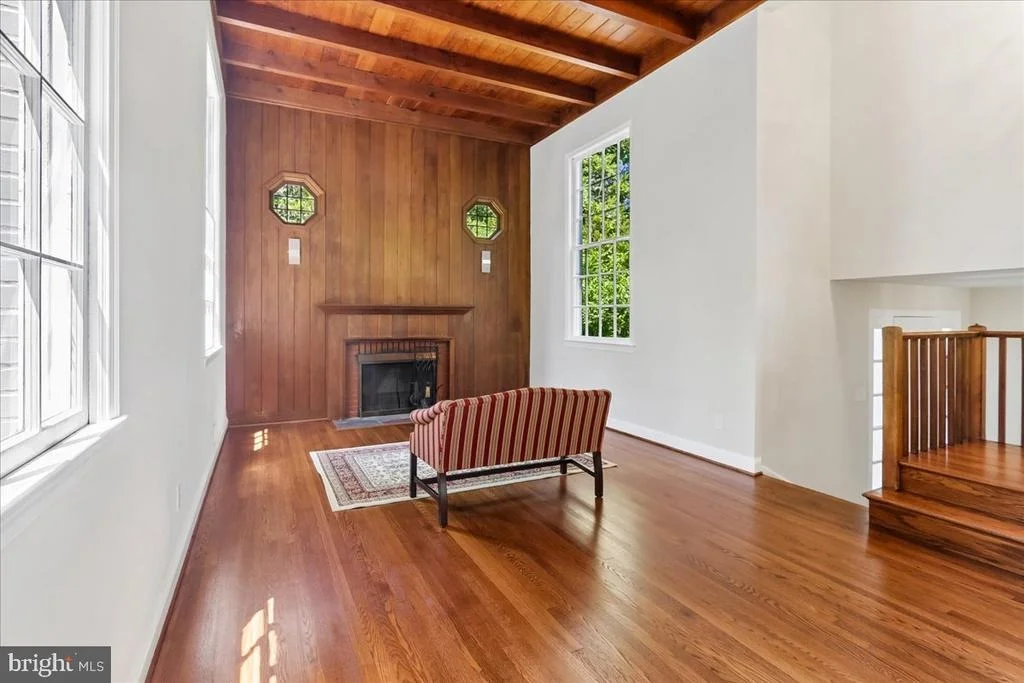 Photo of 12811 LACY DRIVE